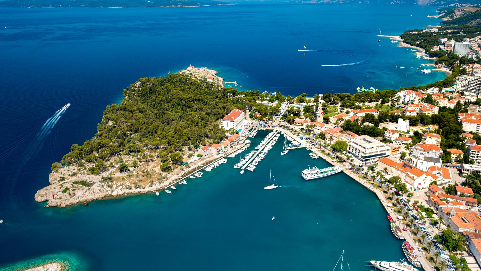 Wallpaper Split Airport- Makarska